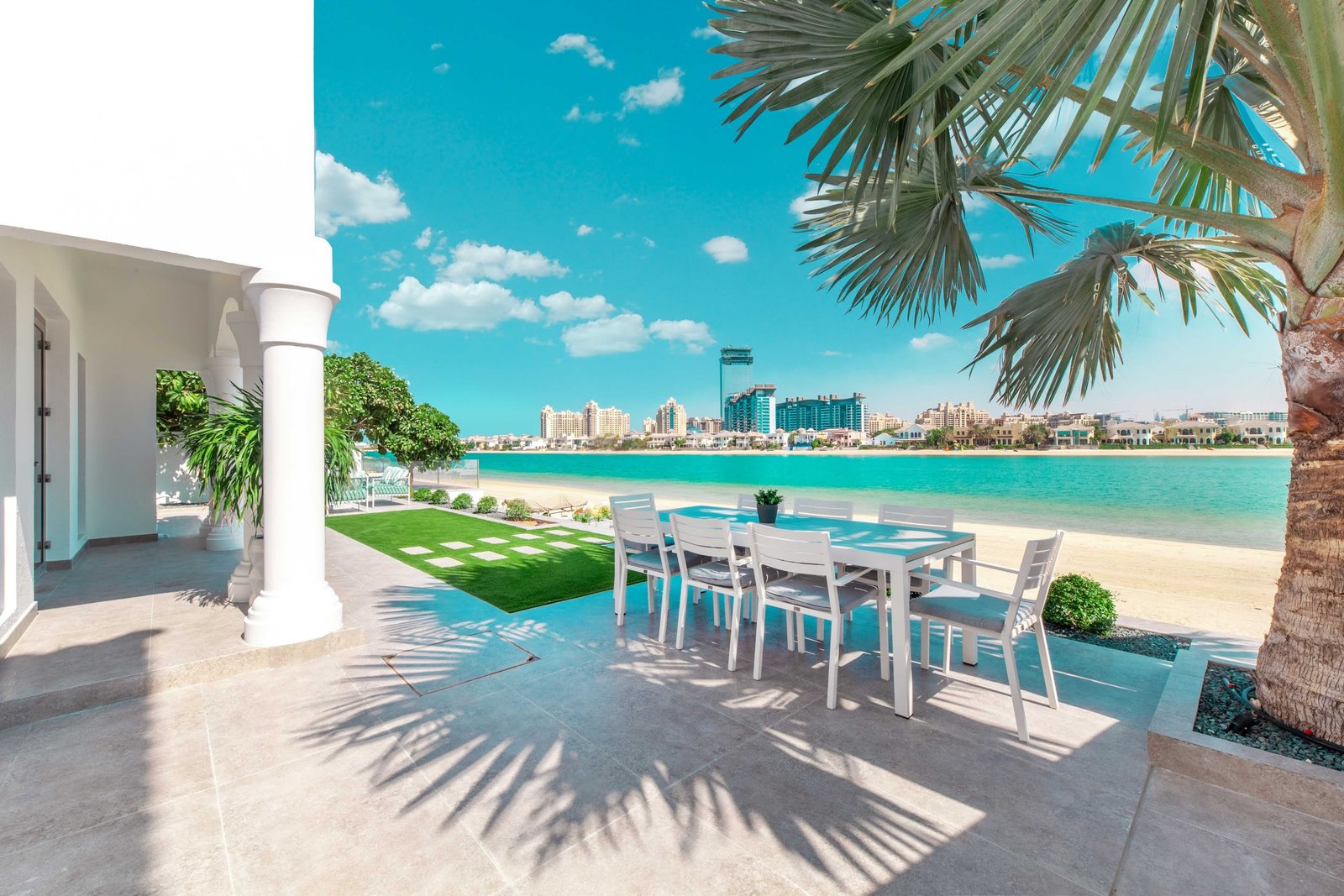 6 Bedroom Villa O FROND at the Palm Jumeirah gallery image